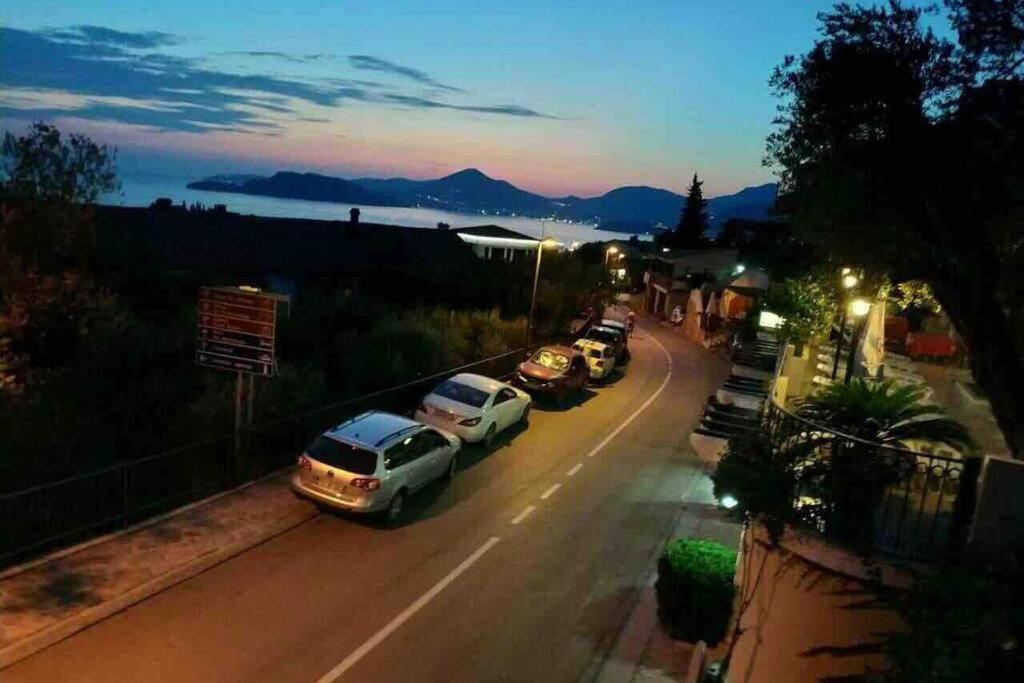 Bmv Room For 2-3 With Greenery View Sveti Stefan Exterior photo