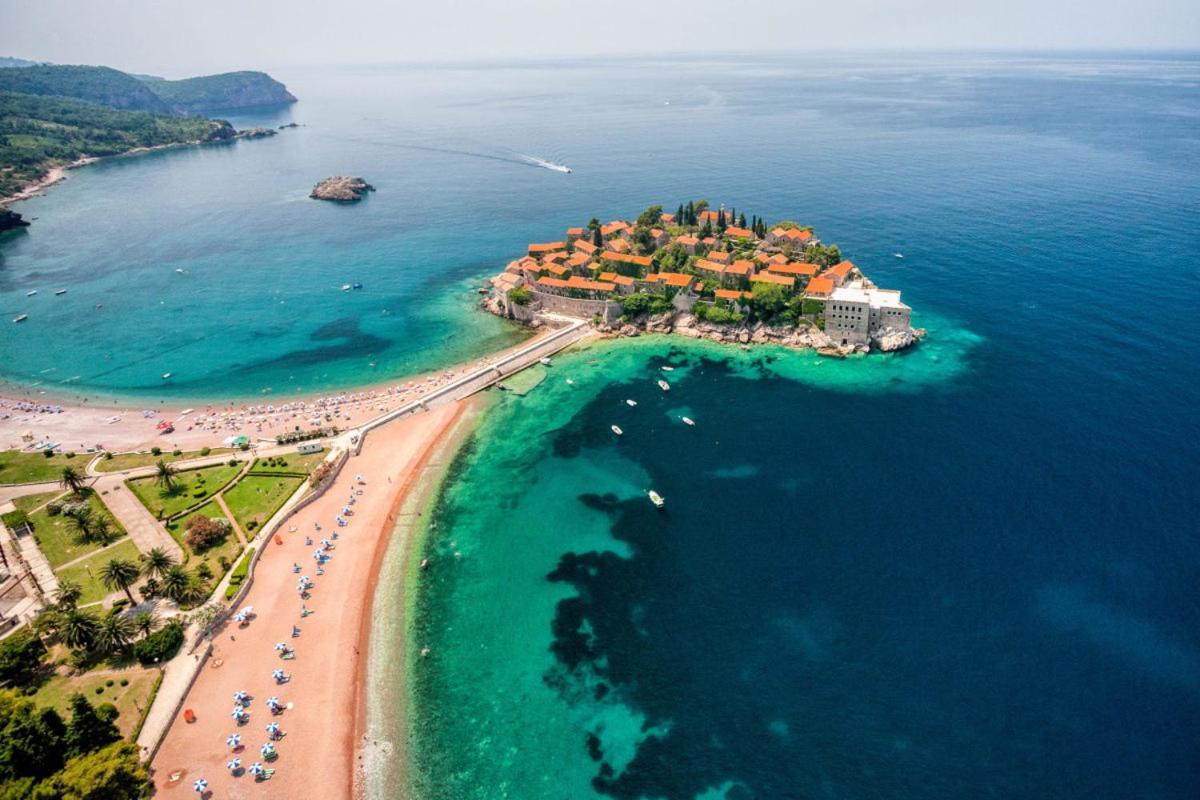 Bmv Room For 2-3 With Greenery View Sveti Stefan Exterior photo